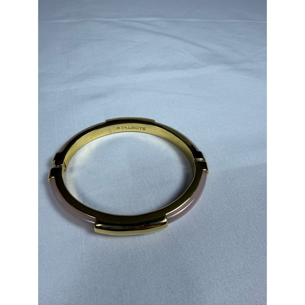 Talbots Pink Enamel Gold Tone Hinged Bangle Bracelet Classic Preppy Accessory - Picture 4 of 5